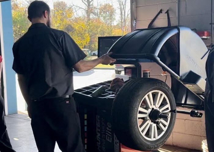 Car Wheel Balancing Service