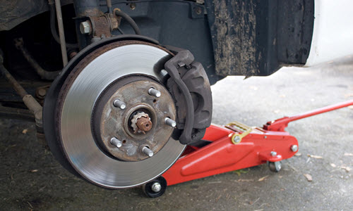 Land Rover Brake Rotor Inspection